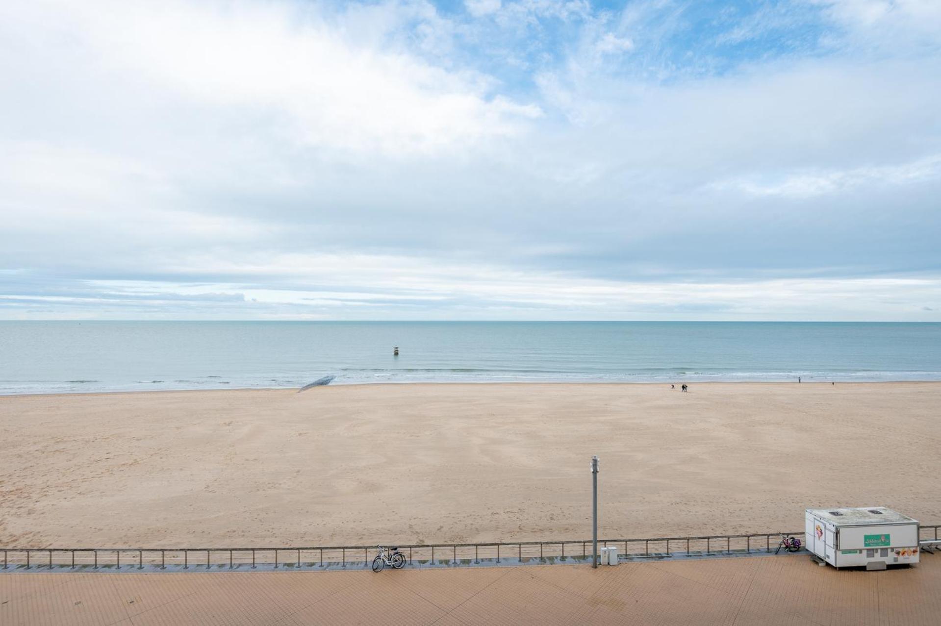 Eliza - Luxurious Apartment With Stunning Sea Views Oostende Bagian luar foto