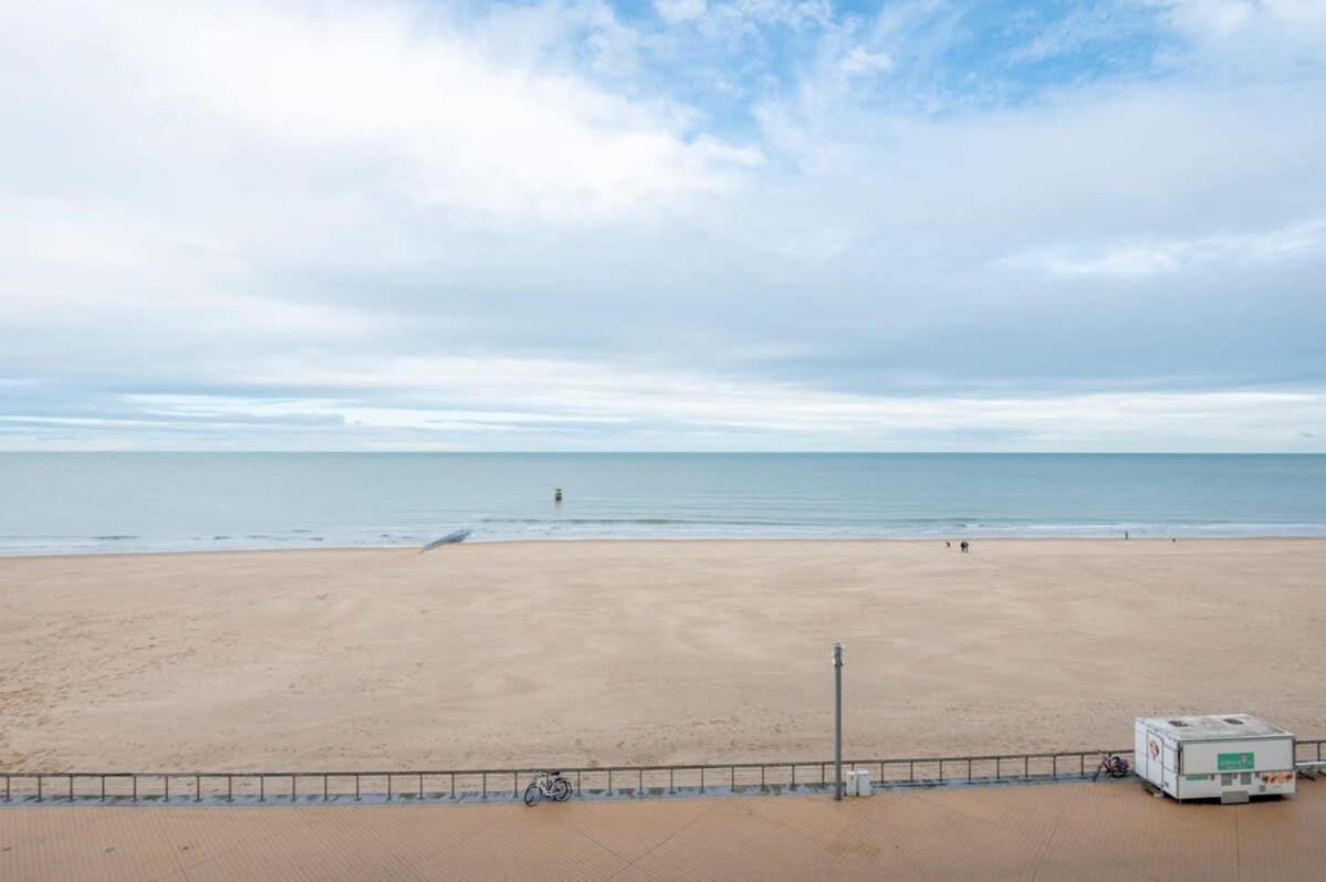 Eliza - Luxurious Apartment With Stunning Sea Views Oostende Bagian luar foto