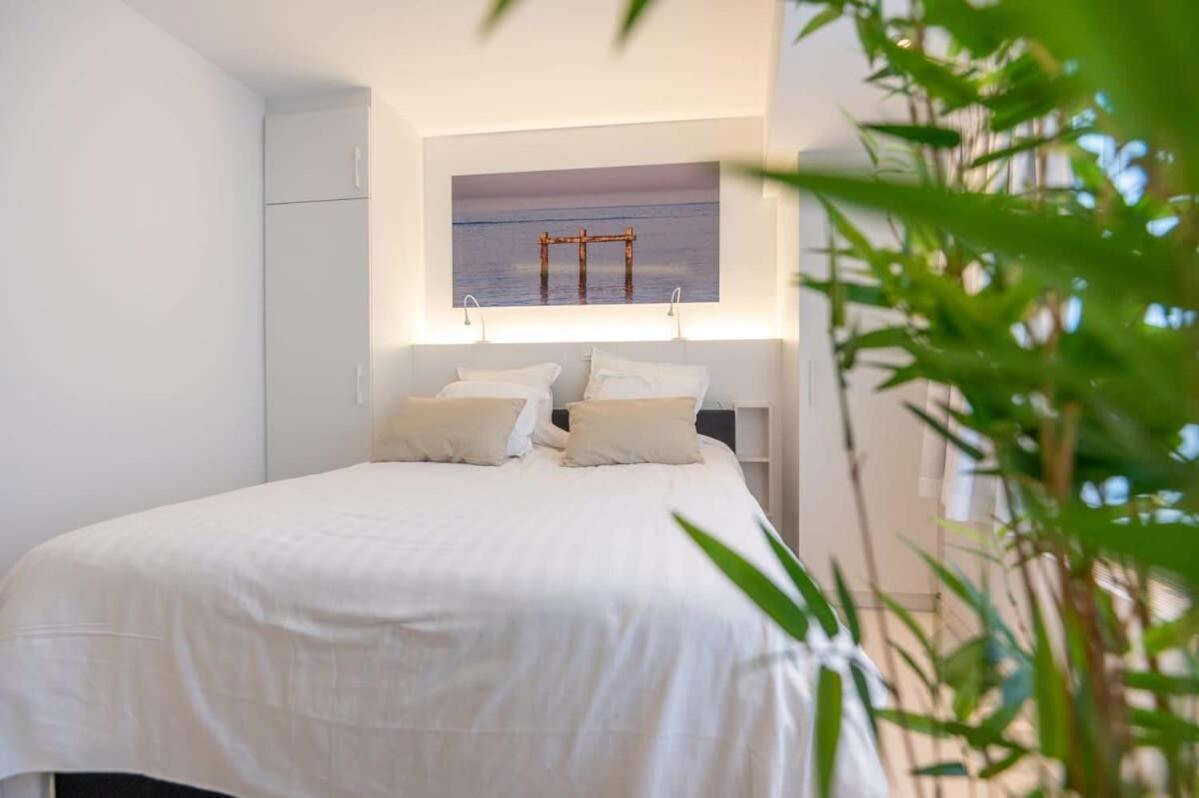 Eliza - Luxurious Apartment With Stunning Sea Views Oostende Bagian luar foto