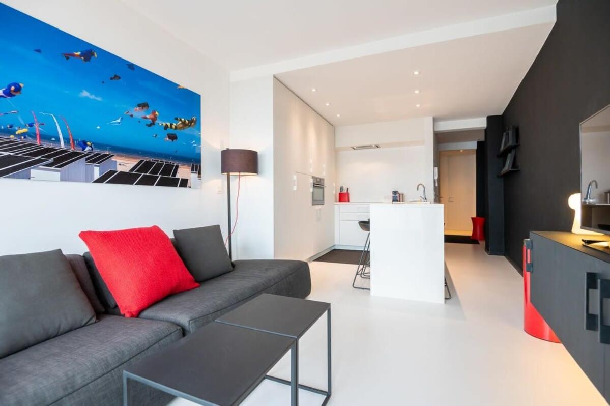 Eliza - Luxurious Apartment With Stunning Sea Views Oostende Bagian luar foto